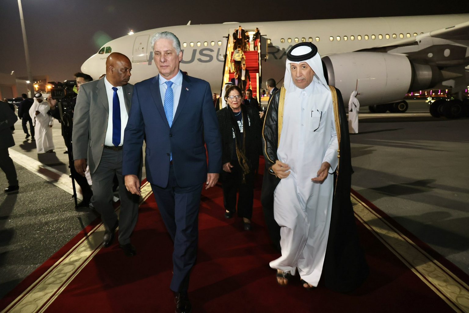 Desarrollará presidente cubano intenso programa de trabajo en Qatar