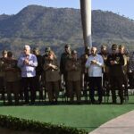 Asisten Raúl y Díaz-Canel a ceremonia de inhumación de combatientes