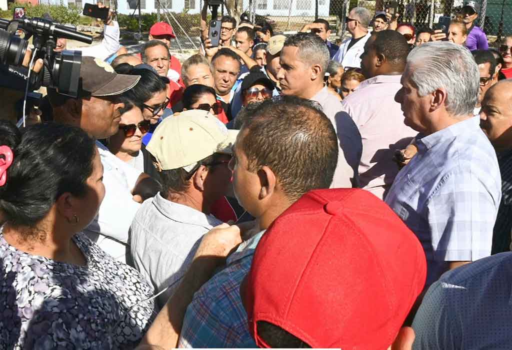 Presidente de Cuba visita centros económicos de provincia Camagüey
