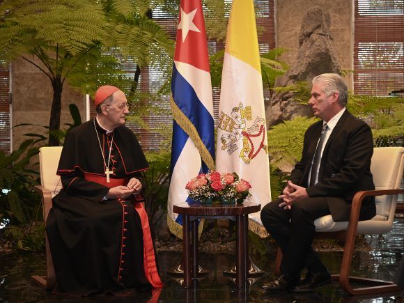 Dialogó Díaz-Canel con enviado del Papa Francisco
