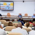 Insta Díaz-Canel a impulsar transición energética en Cuba