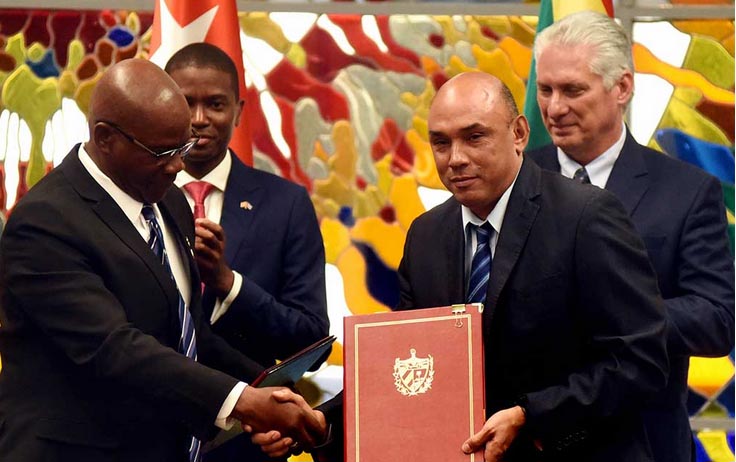 Cuba y Granada firman acuerdos y memorandos bilaterales