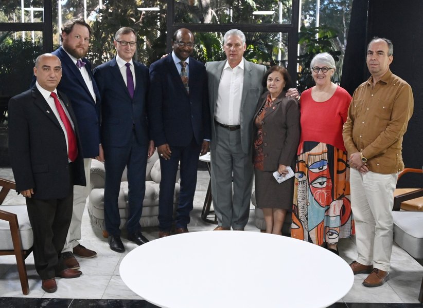 Sostiene presidente cubano encuentro con titular del Consejo Mundial de Iglesias