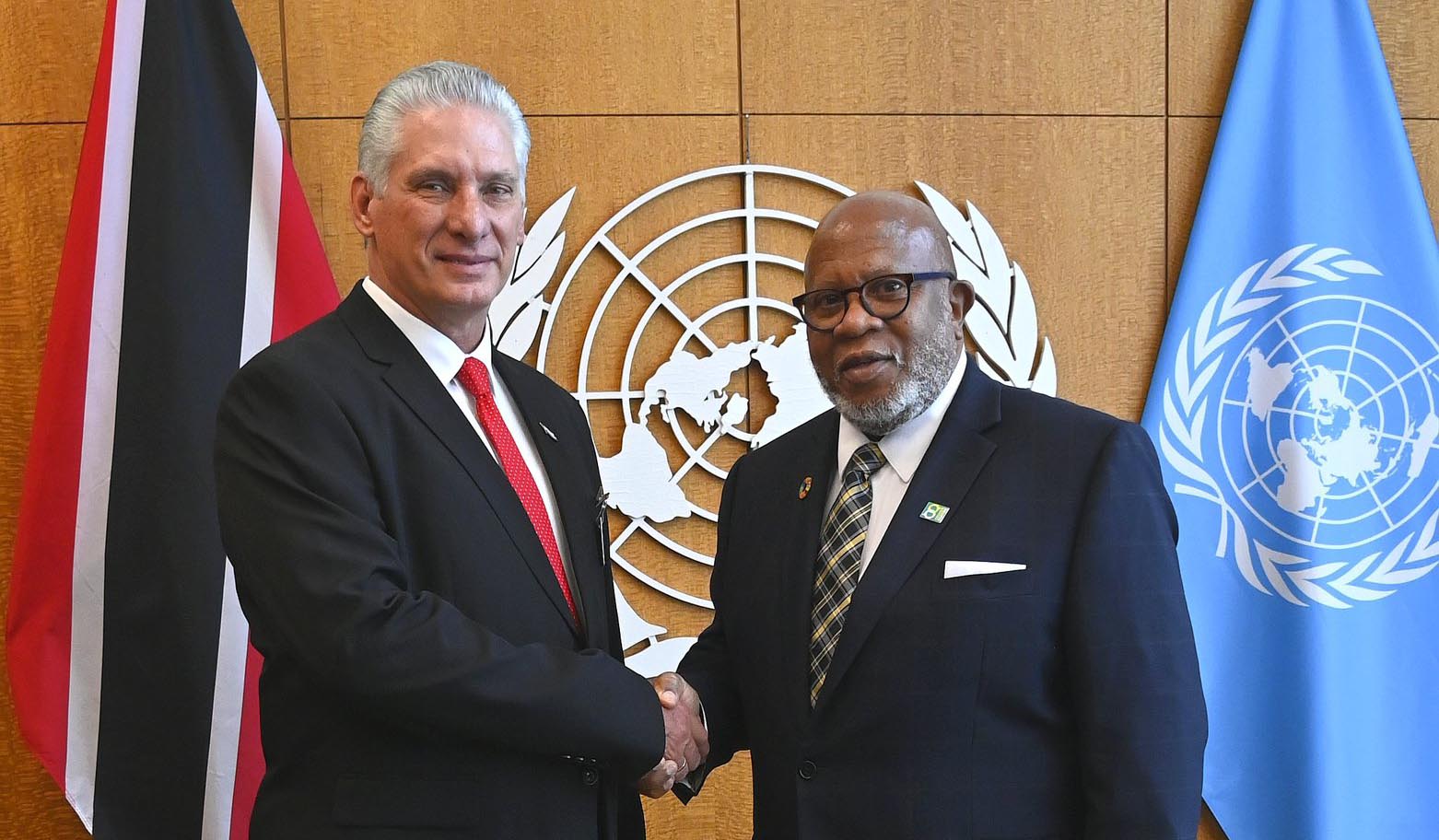 Dialoga presidente cubano con titular de Asamblea General de la ONU