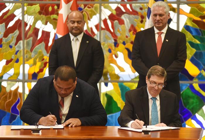 Cuba y Nauru realzan excelente estado de sus relaciones