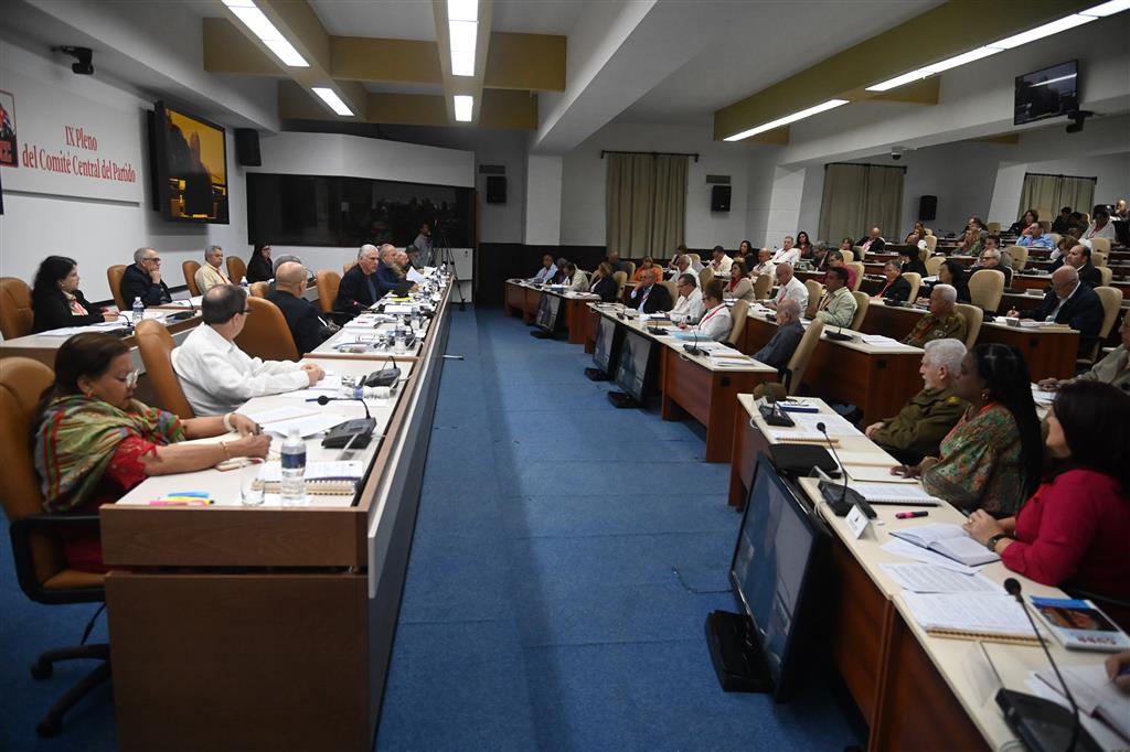 Marcha de la producción de alimentos en la mira de pleno partidista
