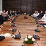 Dialoga presidente cubano sobre labor de la Iglesia Católica