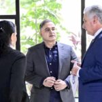 Intercambia presidente cubano con fiscal general de Venezuela