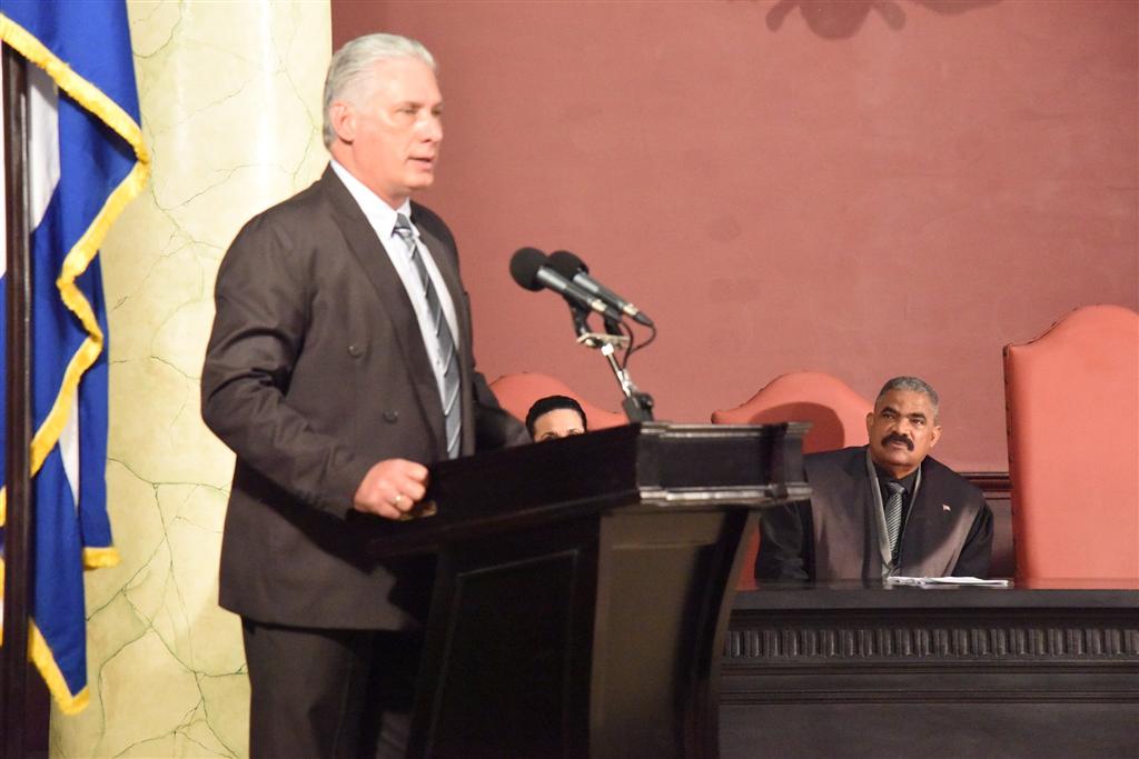 Reconoce Díaz-Canel labor de sistema judicial cubano