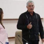 Aboga Díaz-Canel por sociedad digital sin brechas