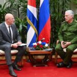 Examinan Cuba y Rusia nexos bilaterales