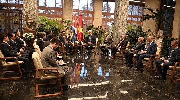 Díaz-Canel: “Tenemos mucho que agradecer a Vietnam”