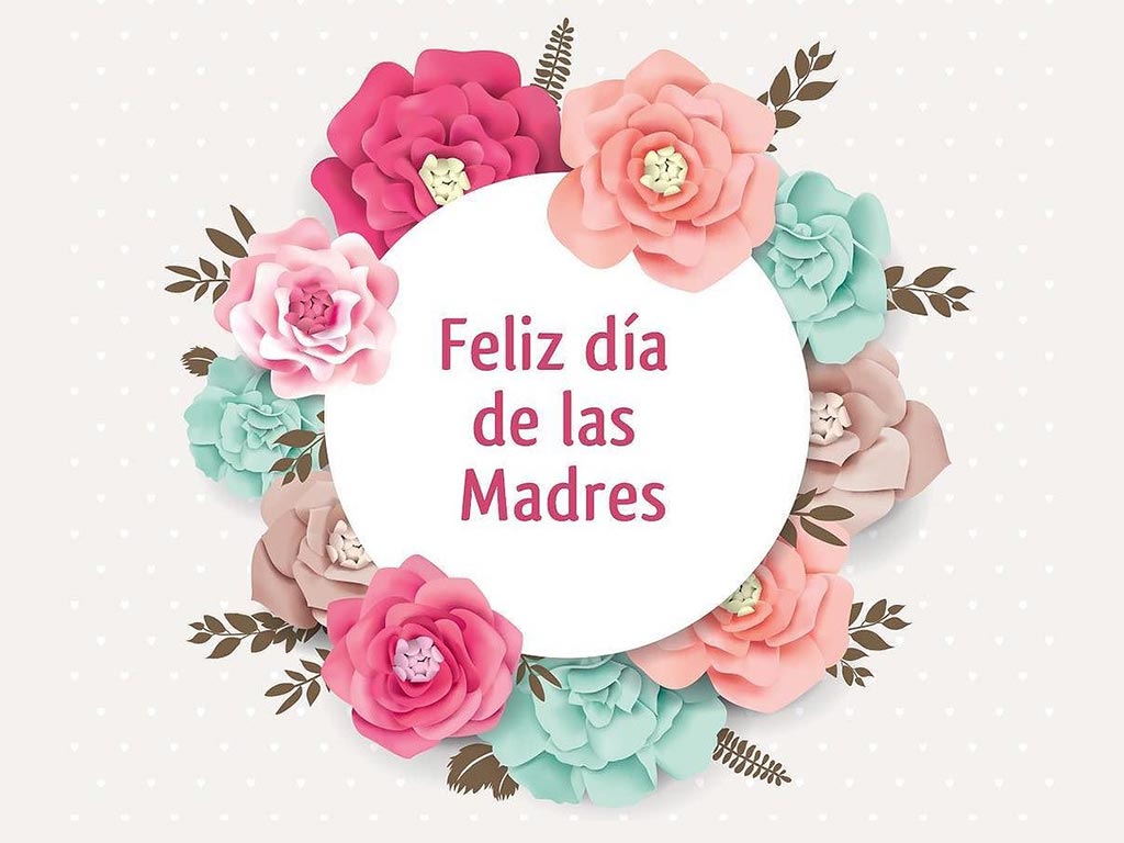 Díaz-Canel y otras autoridades felicitan a las madres de Cuba
