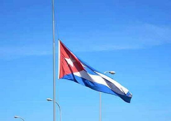 Decretan duelo oficial en Cuba en tributo a víctimas de incendio