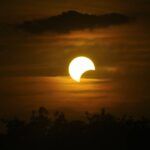 Eclipse solar parcial y lluvias de estrellas en este octubre