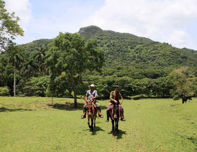 Celebran especialistas de Yaguajay Día Internacional de las Montañas