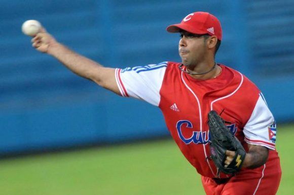 Ismel Jiménez, el pitcher que “asustó” los récords