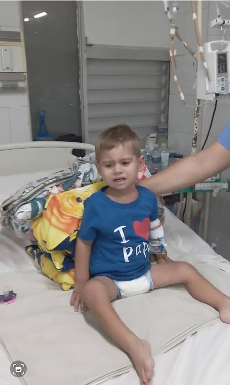 El niño espirituano Jorge Luis Rodríguez Calero volvió a la vida luego de una neumonía grave tratada en el Hospital Pediátrico Provincial José Martí. Foto cortesía de la familia.