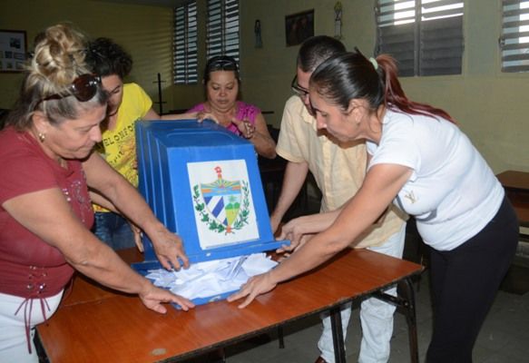 Escrutinio, el acto público de las elecciones