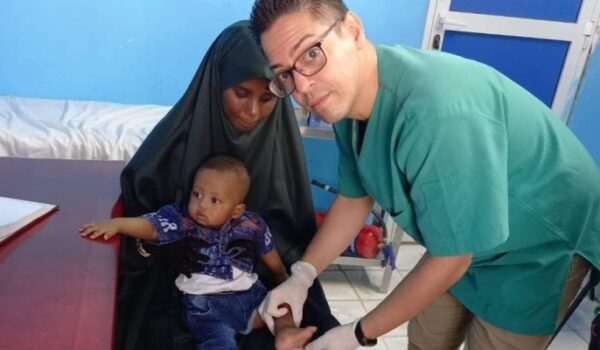 El doctor Yosjander Companioni lleva más de un año escribiendo historias de solidaridad en la República de Djibouti. (Foto: Cortesía del entrevistado)