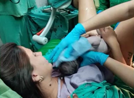 La doctora Zayda mide el tiempo en latidos