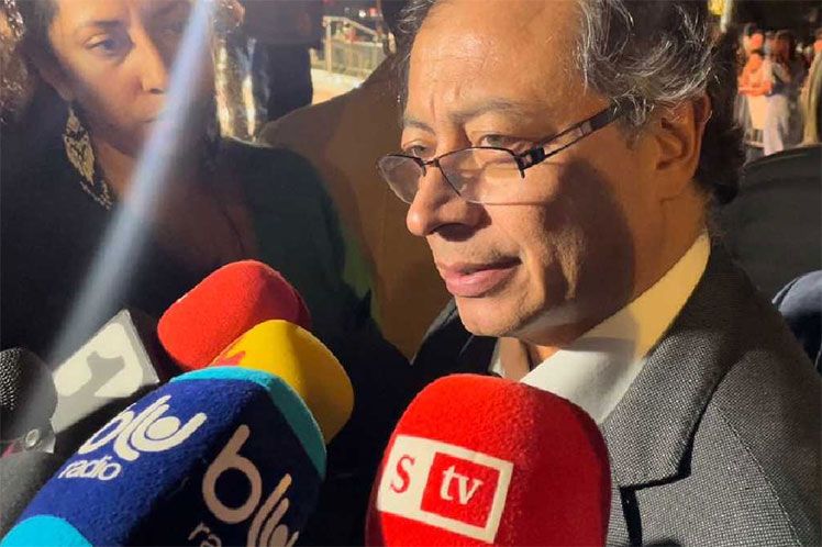 Considera Gustavo Petro enorme injusticia inclusión de Cuba en lista de EEUU