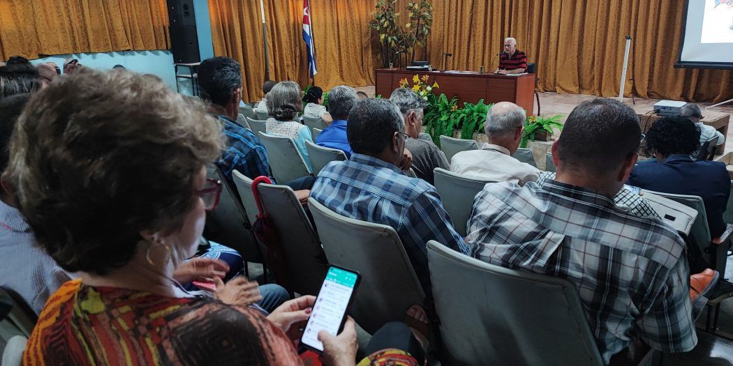 Abogan en Sancti Spíritus por métodos diferentes para enseñar la Historia