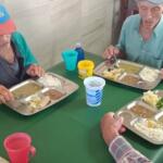 Donaciones en hogar de ancianos refuerzan opciones alimentarias