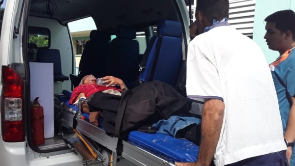Los servicios de Urgencia y Emergencia Médica se mantienen activos. Foto: Arelys García Acosta. 