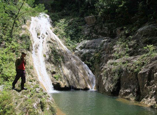 La cascada Cortina Blanca, un interesante salto de agua. Foto: Oscar Alfonso Sosa.