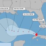 Huracán Rafael se desplaza por el sudeste del golfo de México