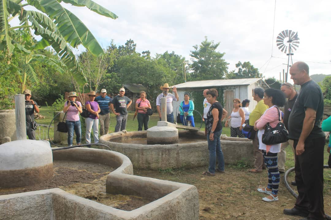 Intercambio agroecológico en Taguasco en el Día de la Mujer Rural