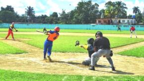 Sancti Spíritus y Cabaiguán a gran final de la Serie Provincial de Béisbol