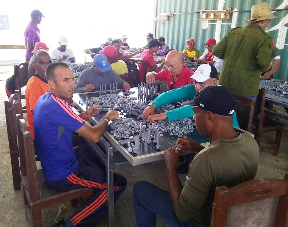 INDER espirituano contribuye a ejecución del parque solar en Cabaiguán