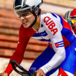 Brayan Mandín, el “rey” de las carreteras de Cuba