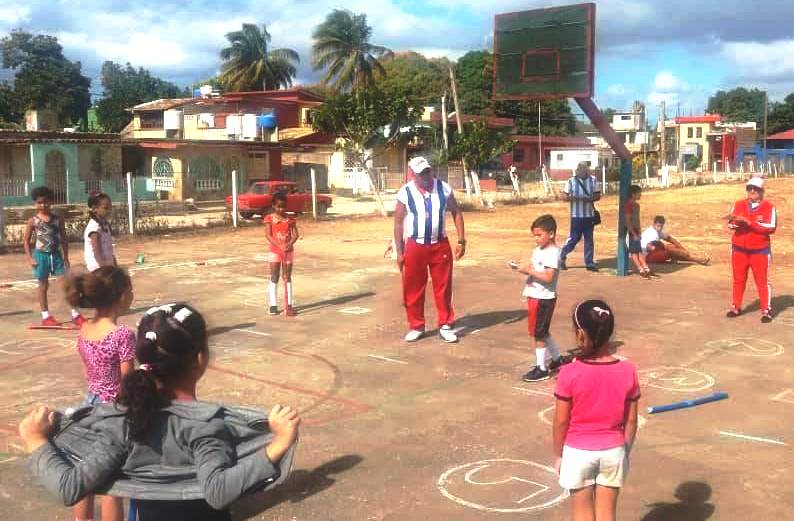 En Trinidad se forjan valores desde la educación física