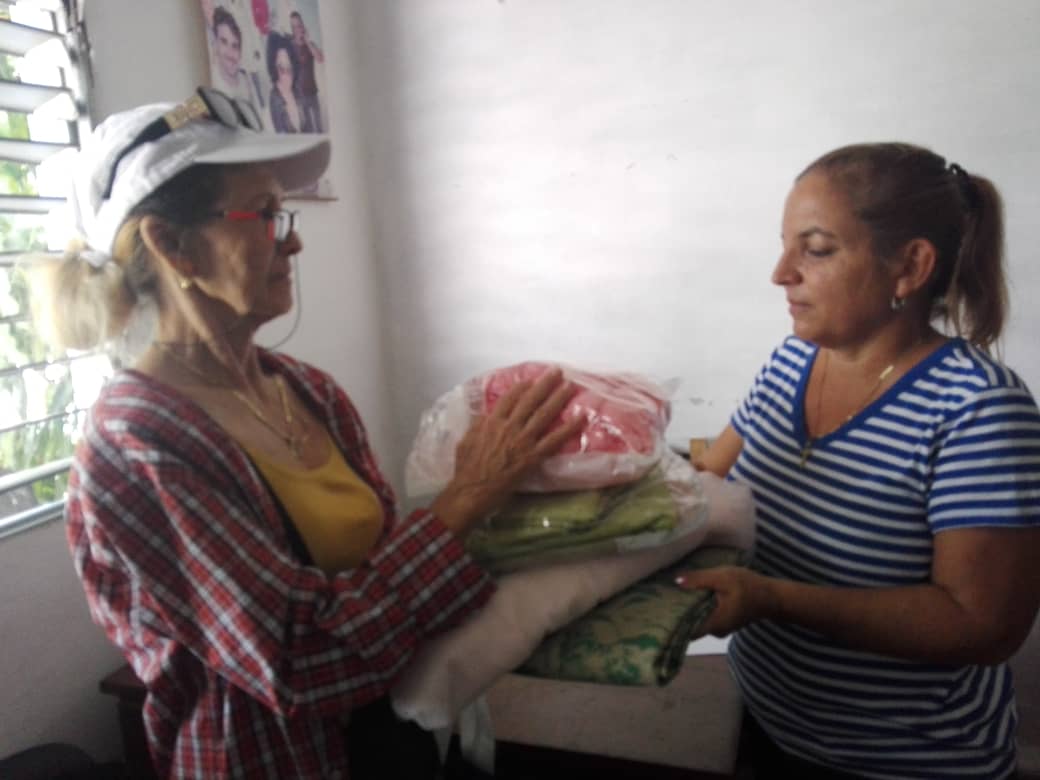 Entrega Asistencia Social en Taguasco ayuda material a sus beneficiarios