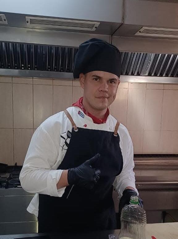 Un joven chef que cautiva