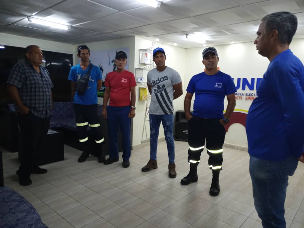 Sancti Spíritus refuerza recuperación eléctrica en Santiago tras paso de Imelda