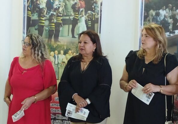 Inaugura Teresa Amarelle Boué en Sancti Spíritus Exposición Fidel y la Revolución de las Mujeres