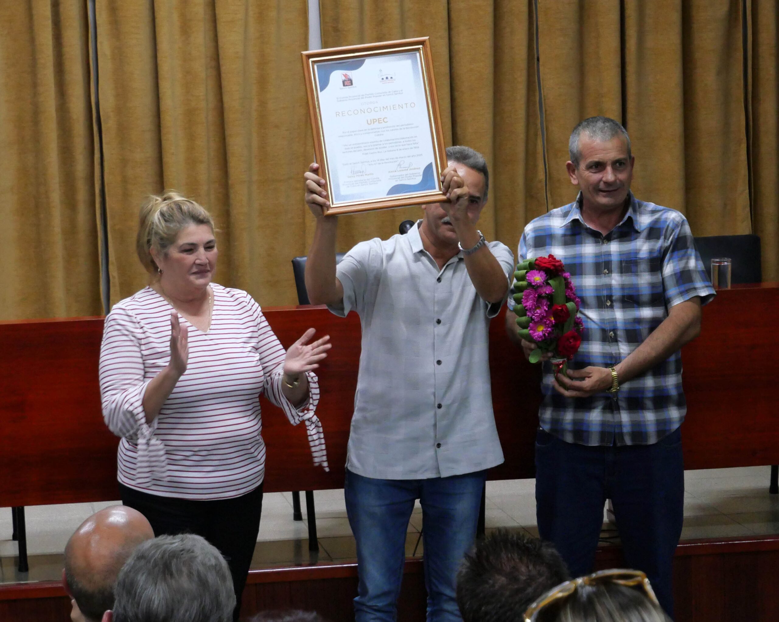 Celebra gremio espirituano Día de la prensa cubana