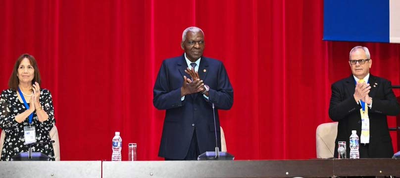 Ratifican a Esteban Lazo al frente del Parlamento de Cuba (+Infografía)