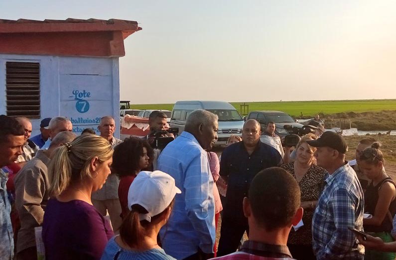 Presidente del Parlamento cubano visita áreas arroceras de La Sierpe (+ post)
