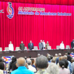 Asisten Raúl y Díaz-Canel a acto por aniversario 65 del Minrex