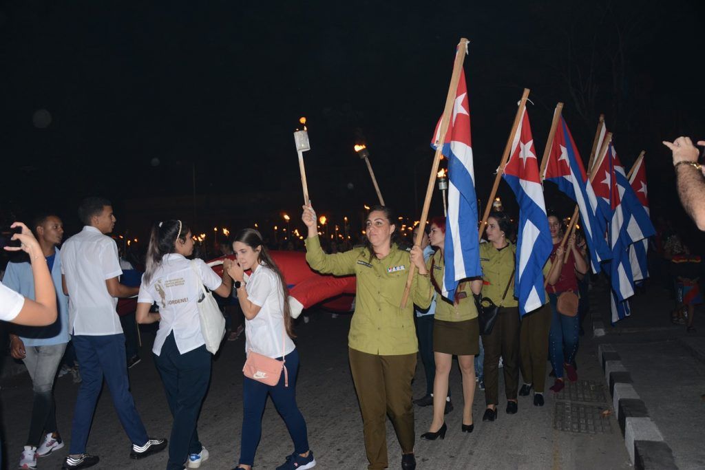 Reeditan en Sancti Spíritus Marcha de las Antorchas (+ fotos)