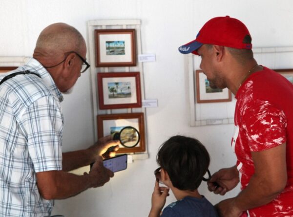 La obra de Nelson Wenseslao atrapa a diversos públicos. Foto: Oscar Alfonso Sosa.