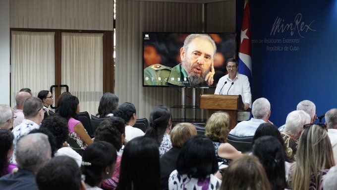 Cuba aboga por un vínculo fluido y estable con su emigración