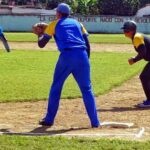 Fiesta de las bolas y los strikes en Sancti Spíritus