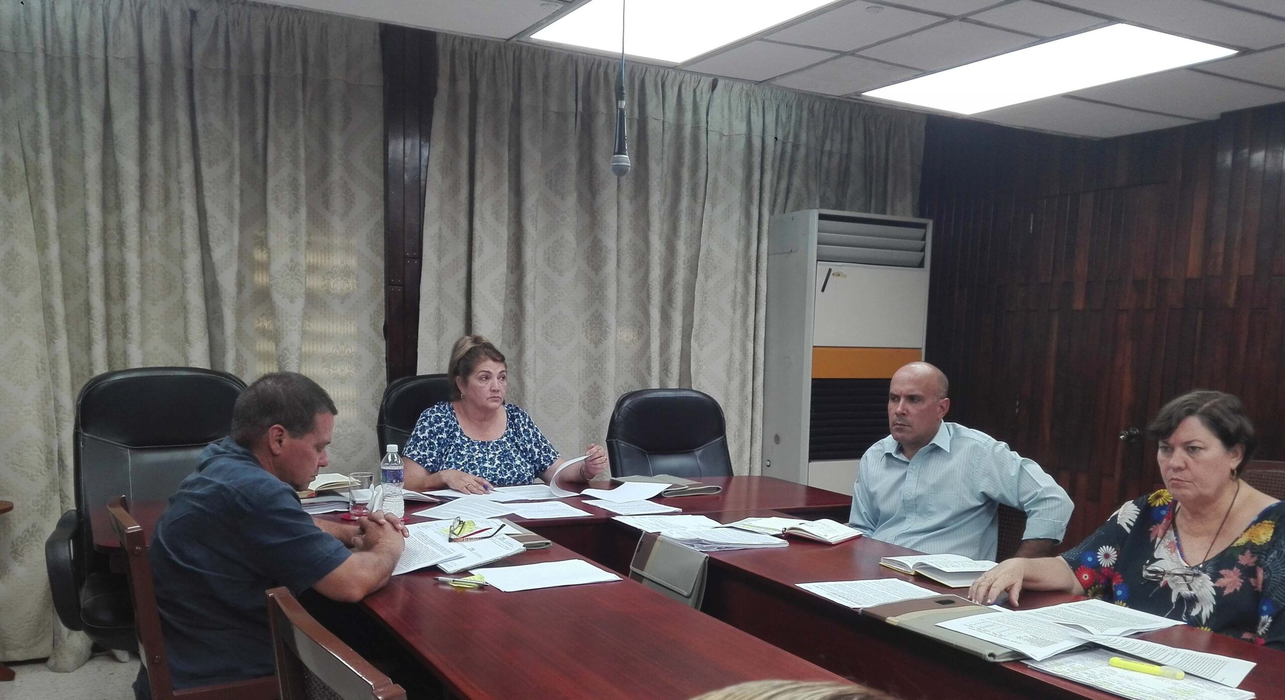 Insta Buró Provincial del Partido en Sancti Spíritus a mejorar la calidad de los servicios de salud