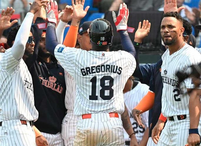 Cuba se poncha ante su «bestia negra» en el Clásico Mundial